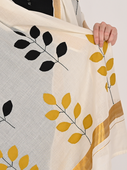 Handmade Cotton Dupatta – 2.5 Meter Applique Patchwork with Leaf Motifs & Golden Border